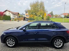 Audi Q3 e-tron 45 TFSI e in navarrablau metallic