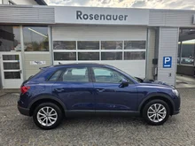 Audi Q3 e-tron 45 TFSI e in navarrablau metallic