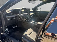 Škoda Superb Combi Sportline TDI DSG in 0E Ebony Schwarz Metallic