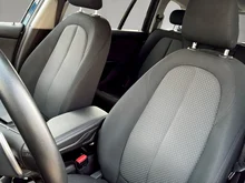 BMW 2xx 2 Gran Tourer 218 d Advantage in schwarz - normal