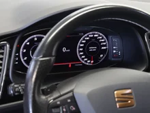 SEAT Leon Kombi Cupra 300 TSI DSG 4Drive in hellrot - normal