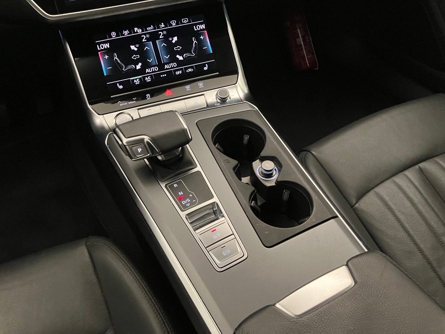 Audi A7 Sportback 40 TDI | Bild 27 von 34