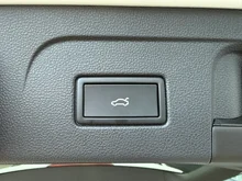 VW Touran Friends TDI in Pure White