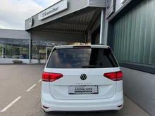 VW Touran Friends TDI in Pure White