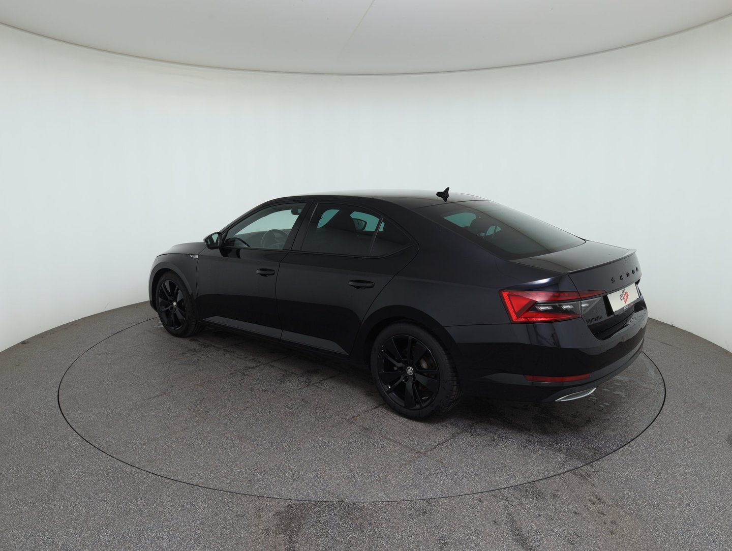 Škoda SUPERB SPORTLINE TDI DSG | Bild 7 von 36
