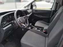 VW Caddy Life TDI 4MOTION in Deepblack Perleffekt