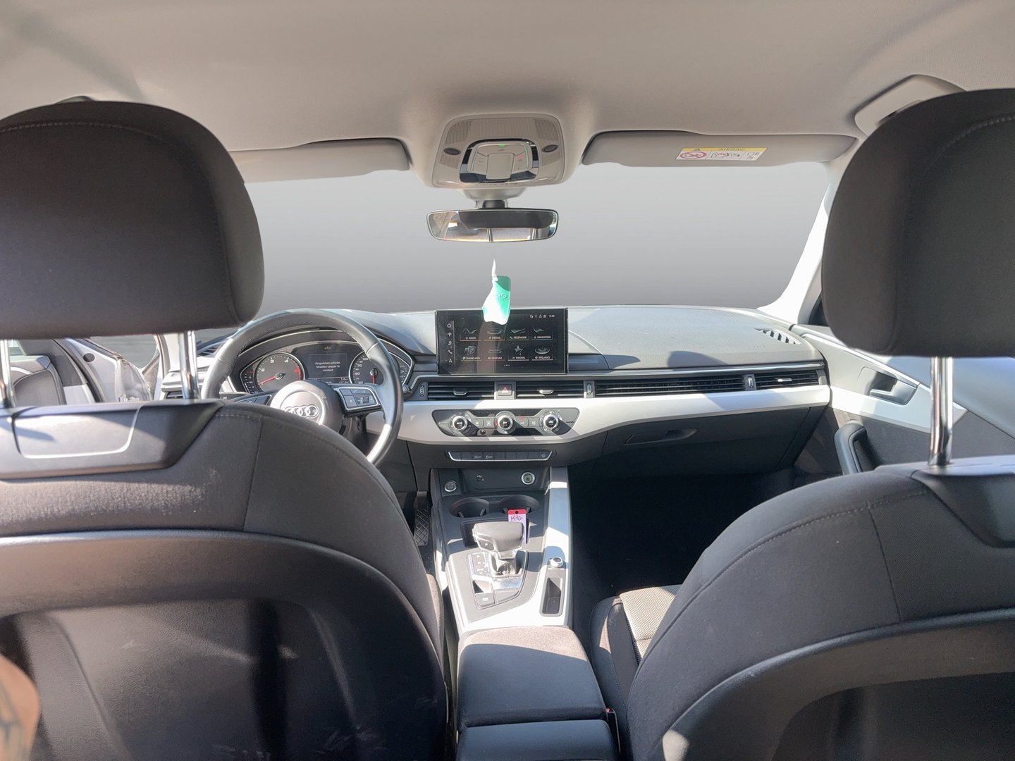 Audi A4 Avant 30 TDI | Bild 10 von 21