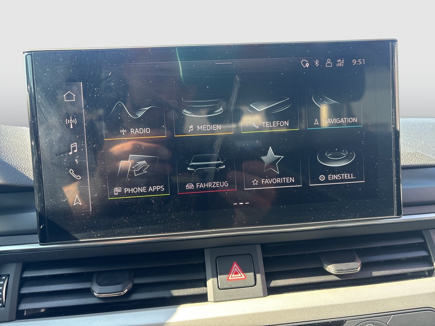 Audi A4 Avant 30 TDI | Bild 15 von 21