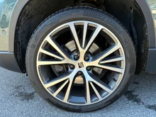 SEAT Ateca Xperience 2.0 TSI DSG 4Drive in Dark Camouflage Grün Metallic