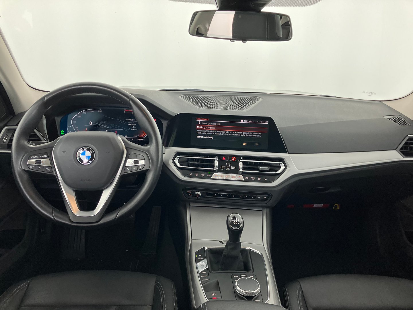 BMW 318d | Bild 5 von 15