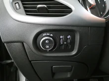Opel Astra 1,6 CDTI ECOTEC Innovation in dunkelgrau metallic