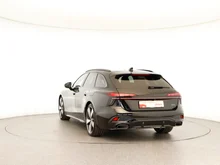 Audi A6 Avant e-hybrid quattro 220 kW in Mythosschwarz Metallic