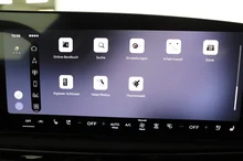 Audi A6 Avant e-hybrid quattro 220 kW in Mythosschwarz Metallic