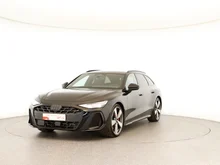 Audi A6 Avant e-hybrid quattro 220 kW in Mythosschwarz Metallic