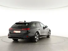 Audi A6 Avant e-hybrid quattro 220 kW in Mythosschwarz Metallic