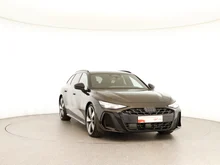 Audi A6 Avant e-hybrid quattro 220 kW in Mythosschwarz Metallic