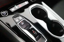 Audi A6 Avant e-hybrid quattro 220 kW in Mythosschwarz Metallic