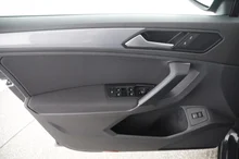 VW Tiguan Life eHybrid DSG in URANOGRAU