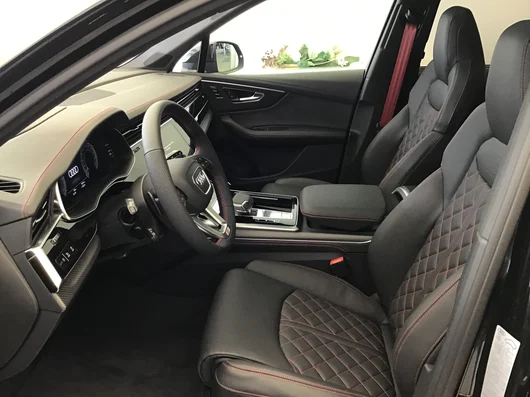 Bild eines Audi Q7 50 TDI quattro S line