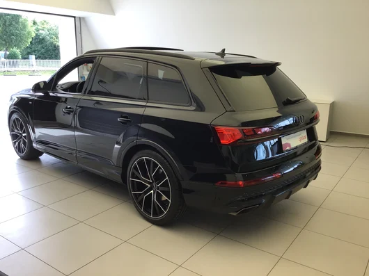 Bild eines Audi Q7 50 TDI quattro S line