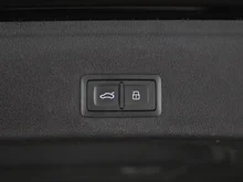 Audi A4 Avant 35 TFSI advanced in MYTHOSSCHWARZ METALLIC