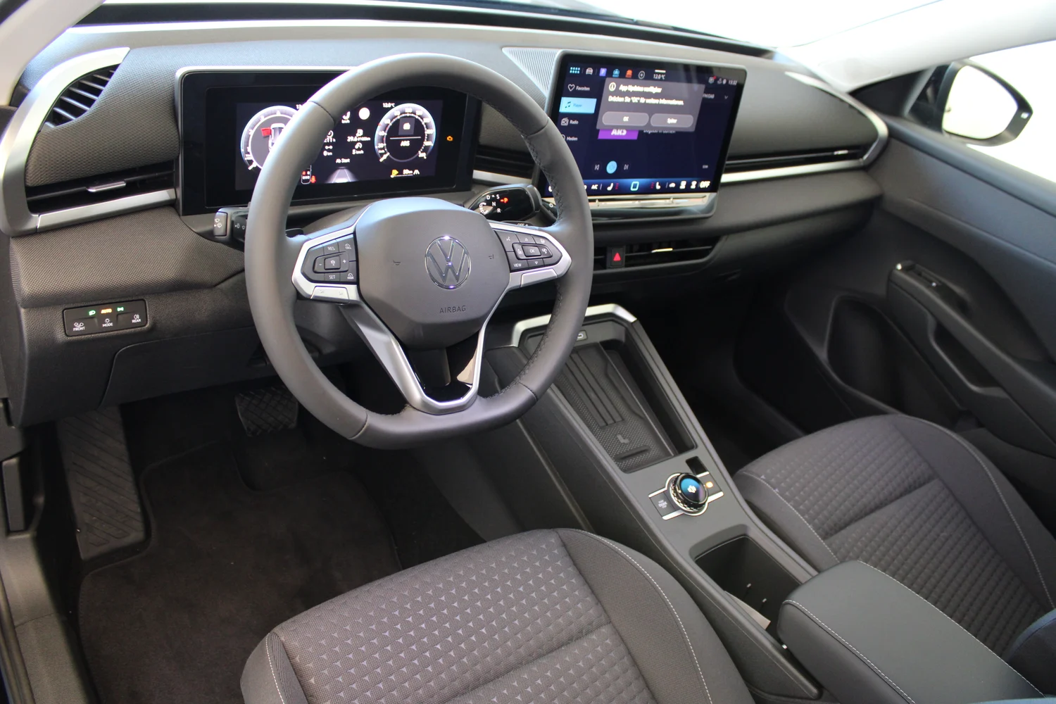 Bild eines VW T-Roc Life eTSI DSG