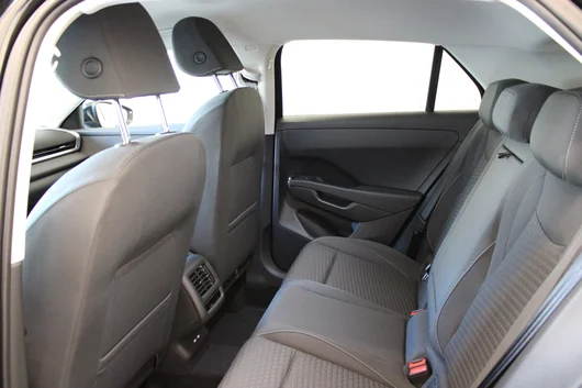 Bild eines VW T-Roc Life eTSI DSG