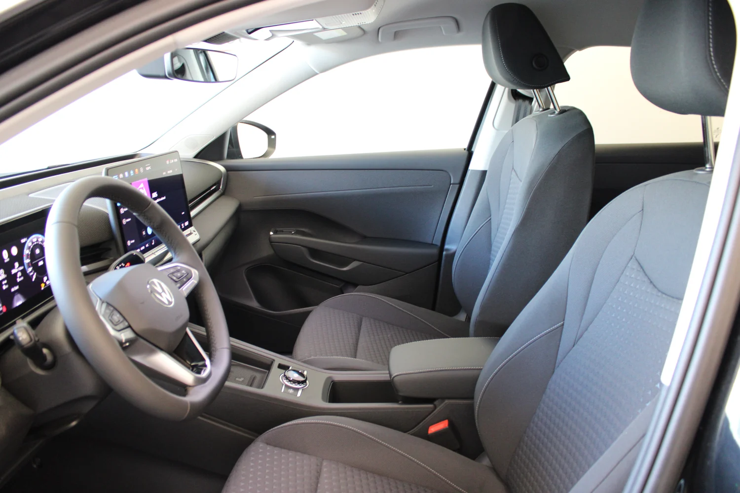 Bild eines VW T-Roc Life eTSI DSG