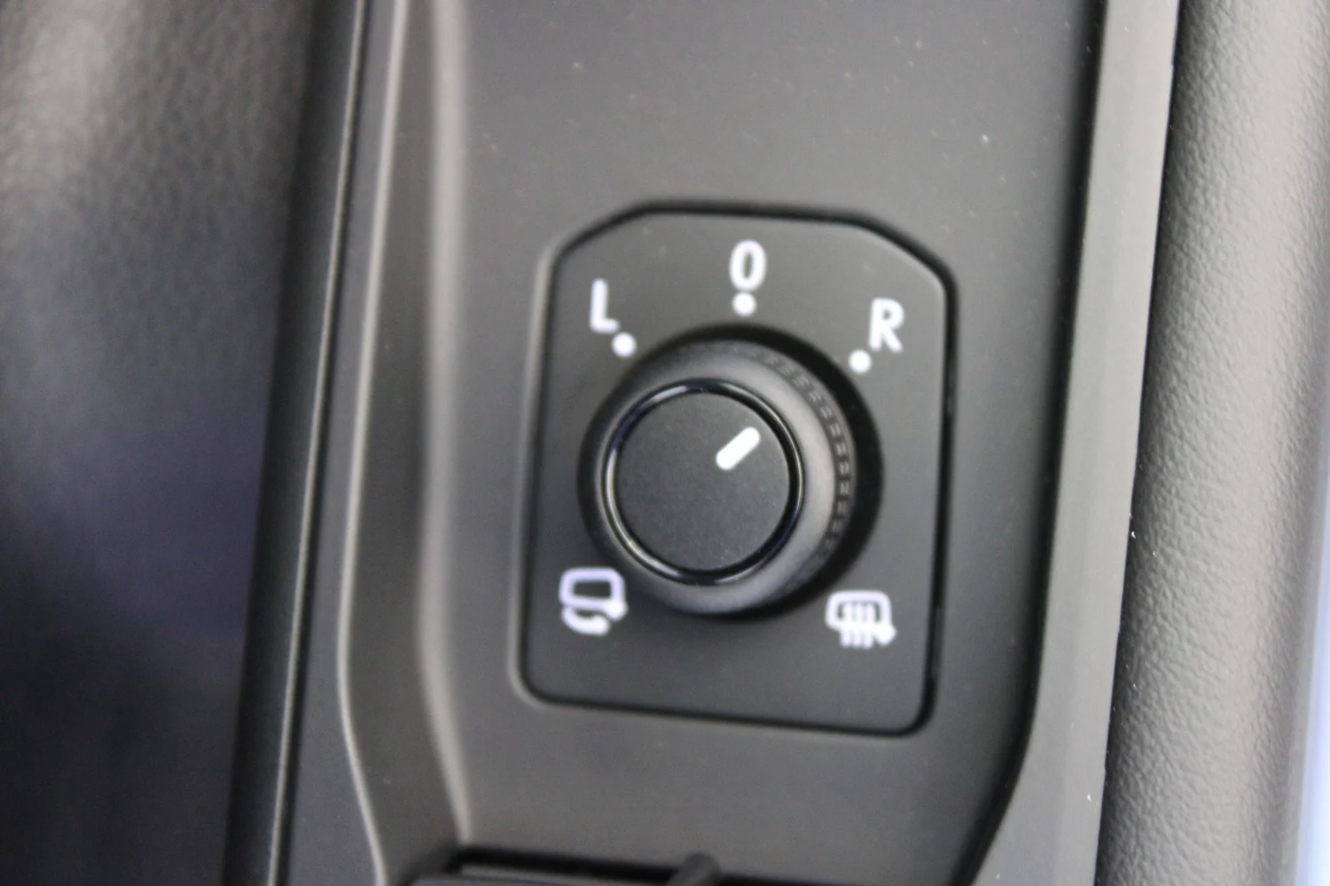 Bild eines VW T-Roc Life eTSI DSG
