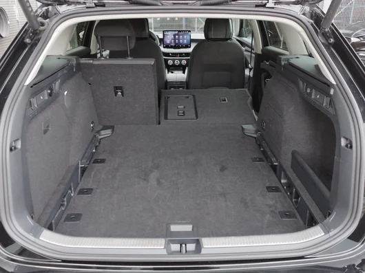 Bild eines Škoda Superb Combi Selection TDI DSG