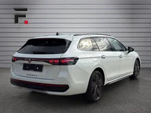 VW Passat Variant Sport eHybrid 150kW in Oryxweiß Perlmutteffekt