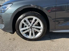 Audi A3 Sportback 30 TFSI in Manhattangrau Metallic