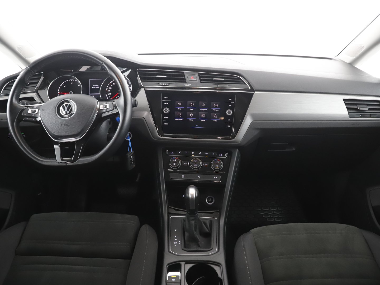 VW Touran Comfortline TDI SCR DSG 5-Sitzer | Bild 15 von 29