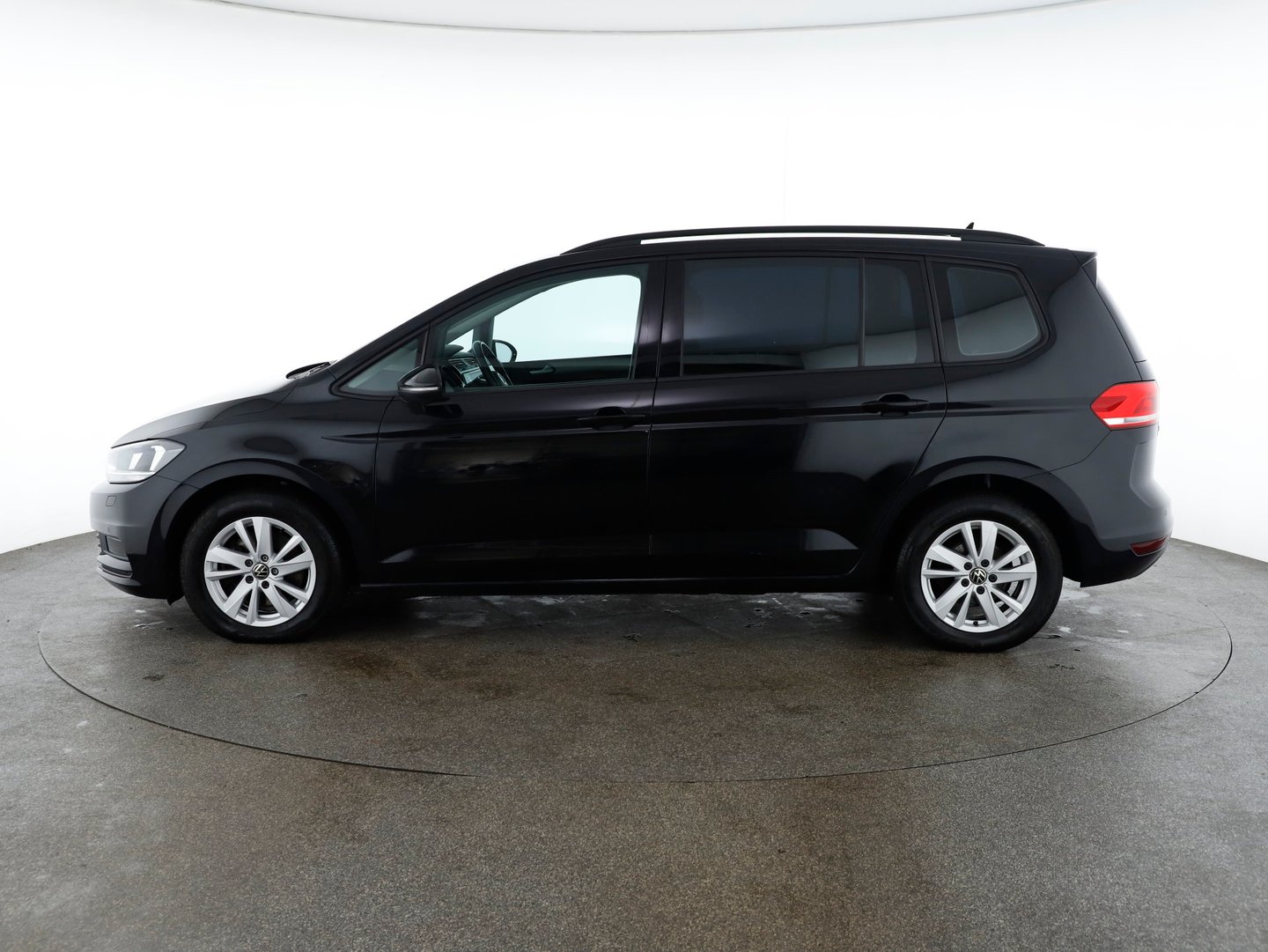 VW Touran Comfortline TDI SCR DSG 5-Sitzer | Bild 3 von 29