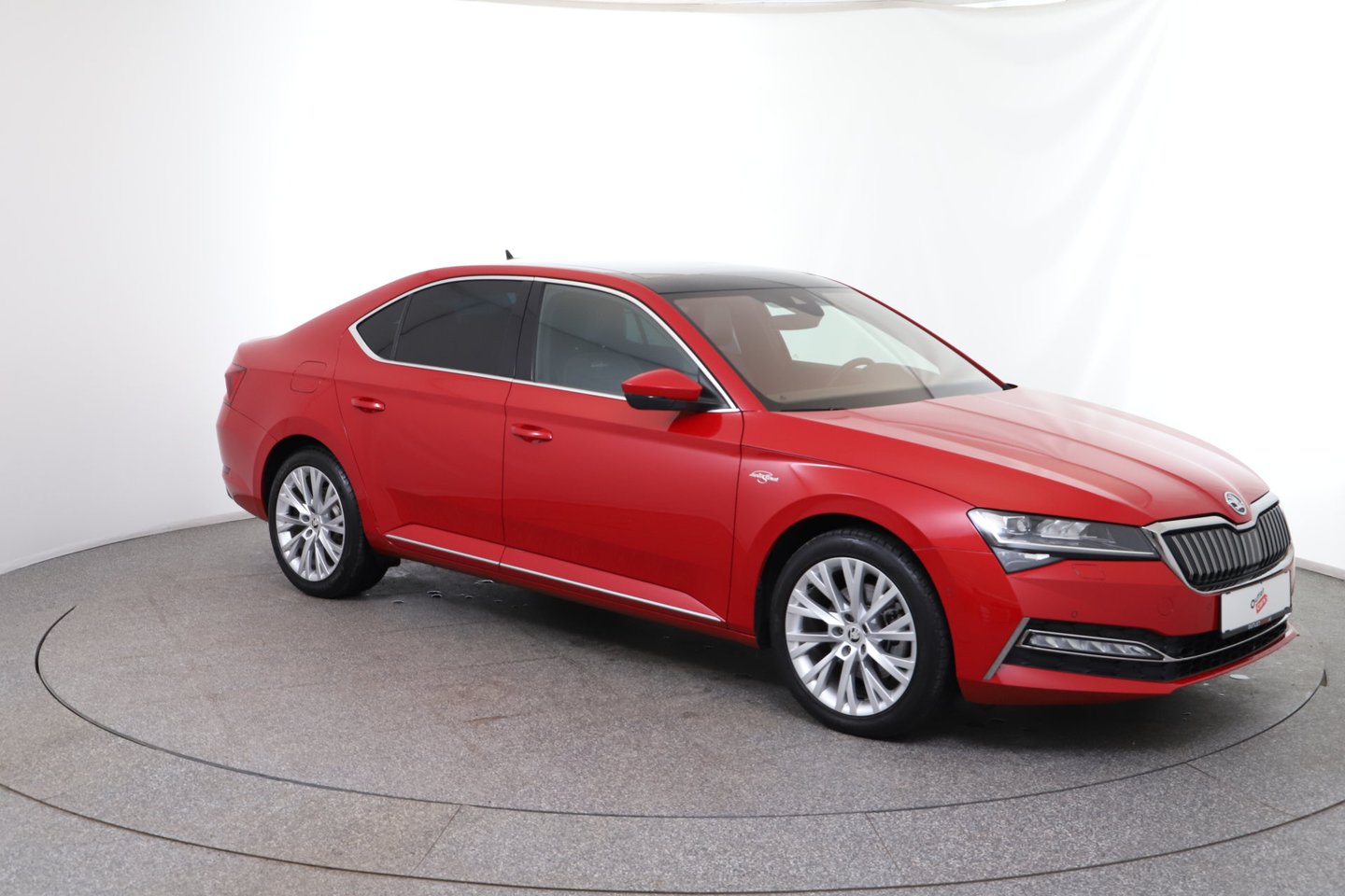 Škoda SUPERB iV SPORTLINE DSG | Bild 7 von 34
