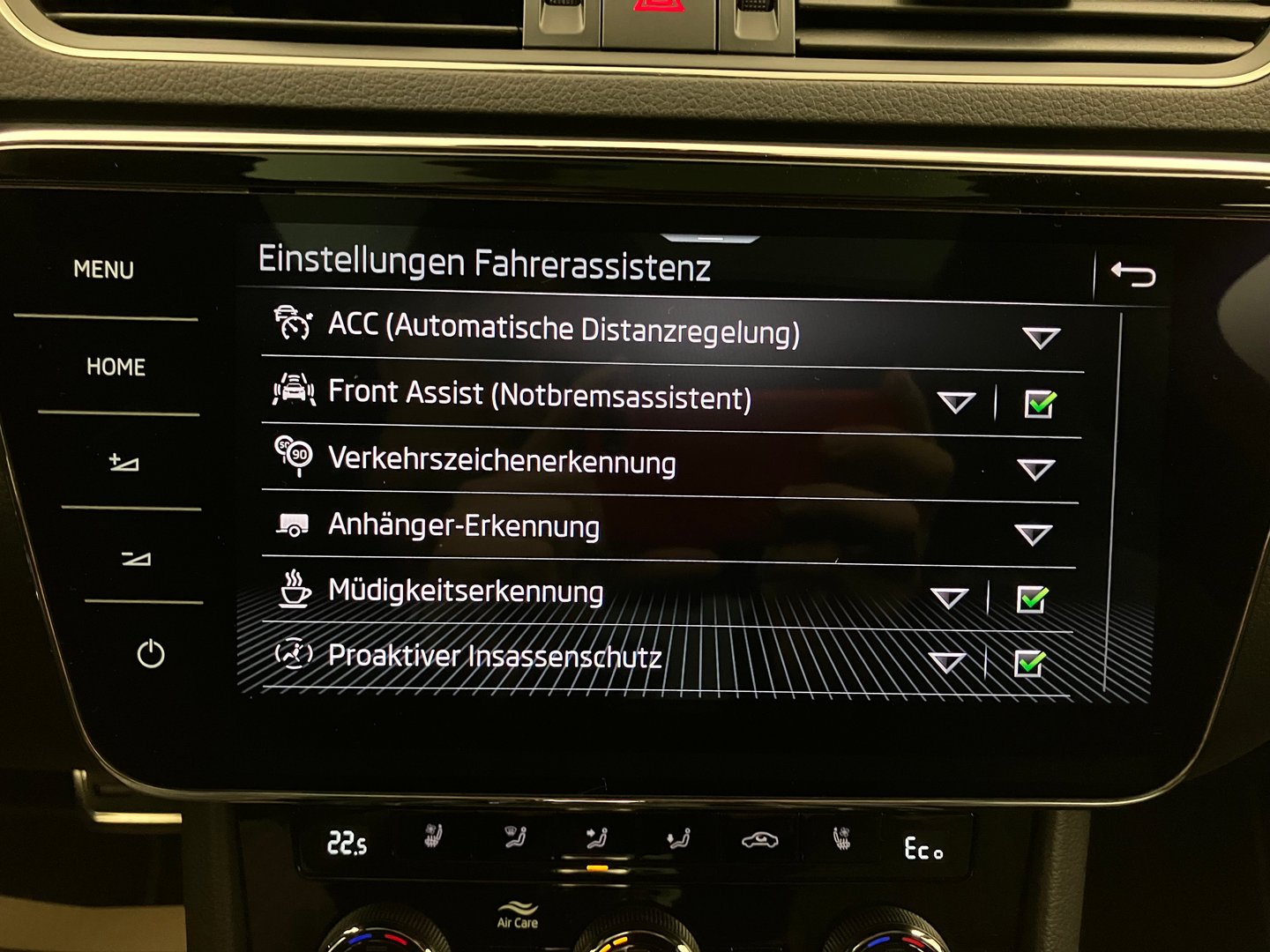 Škoda SUPERB iV SPORTLINE DSG | Bild 24 von 34