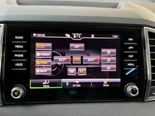 Škoda Karoq Selection TDI in Graphit-Grau Metallic