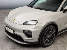 Porsche Macan 4 in kreide