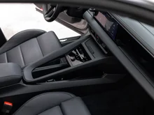 Porsche Macan 4 in kreide