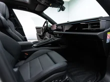 Porsche Macan 4 in kreide