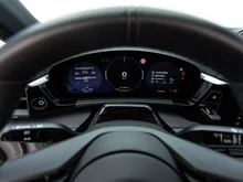 Porsche Macan 4 in kreide