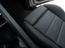 Porsche Macan 4 in kreide