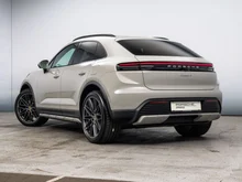 Porsche Macan 4 in kreide