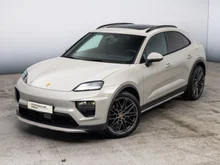Porsche Macan 4 in kreide