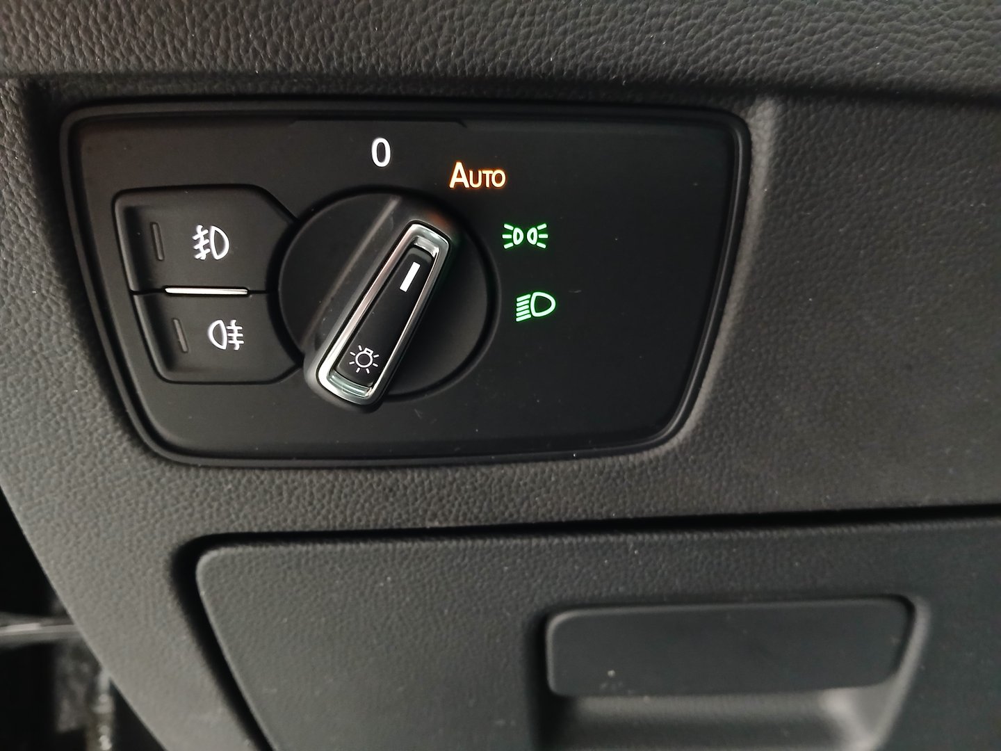 VW Passat Variant Comfortline TDI | Bild 12 von 31