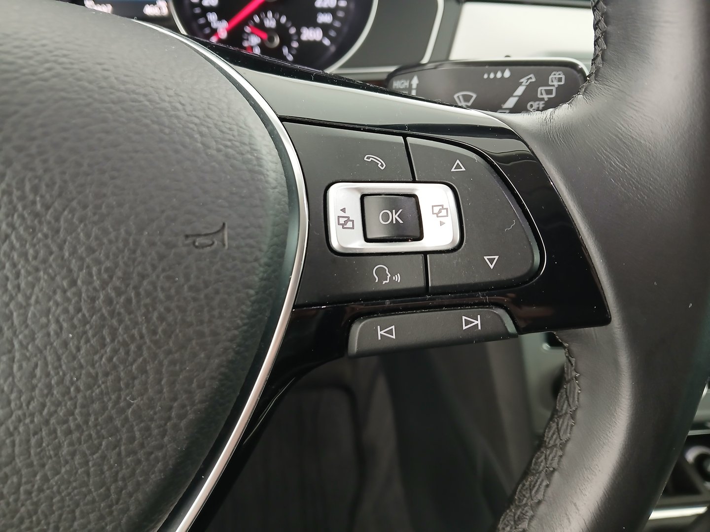 VW Passat Variant Comfortline TDI | Bild 17 von 31