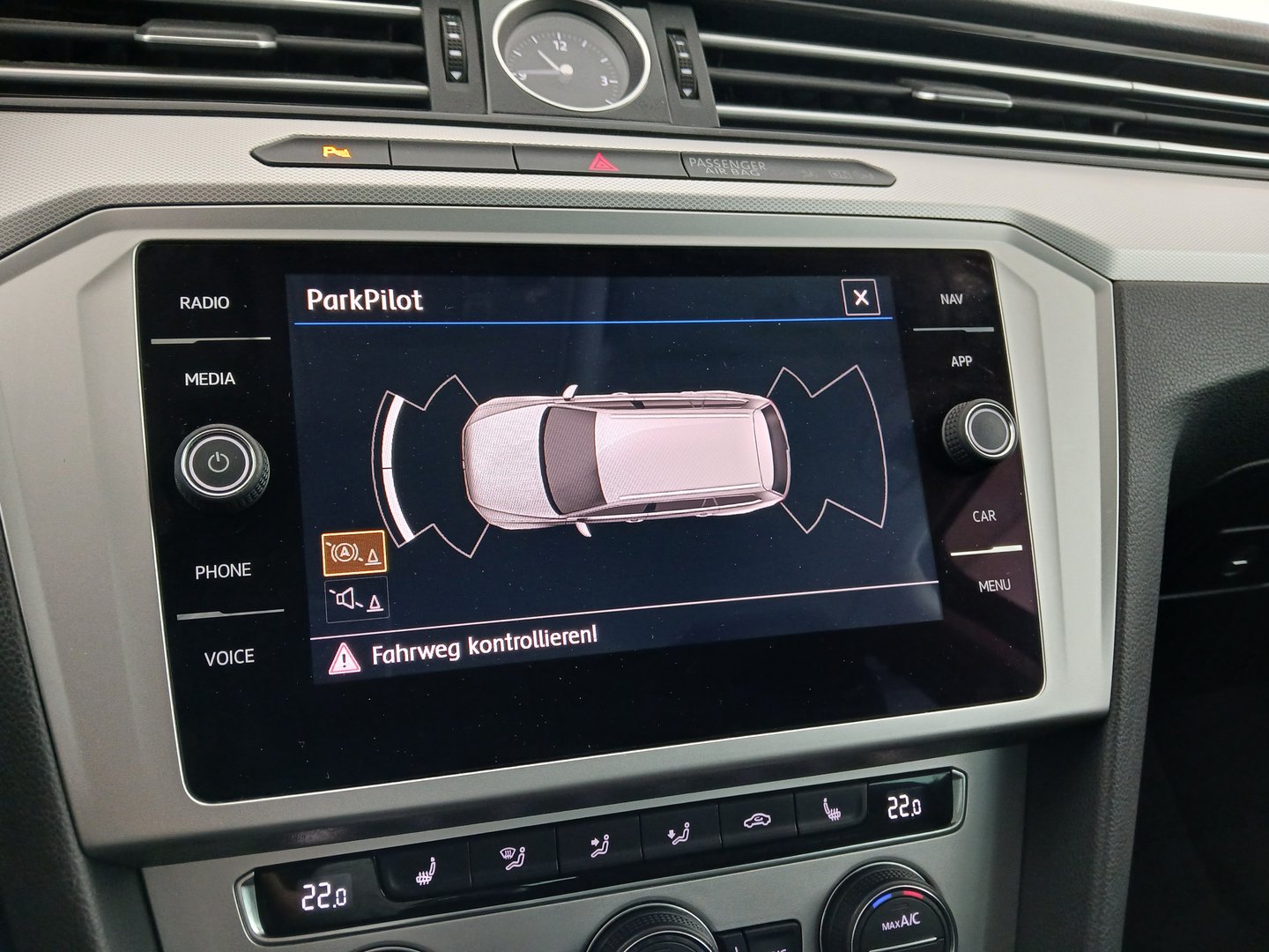 VW Passat Variant Comfortline TDI | Bild 22 von 31