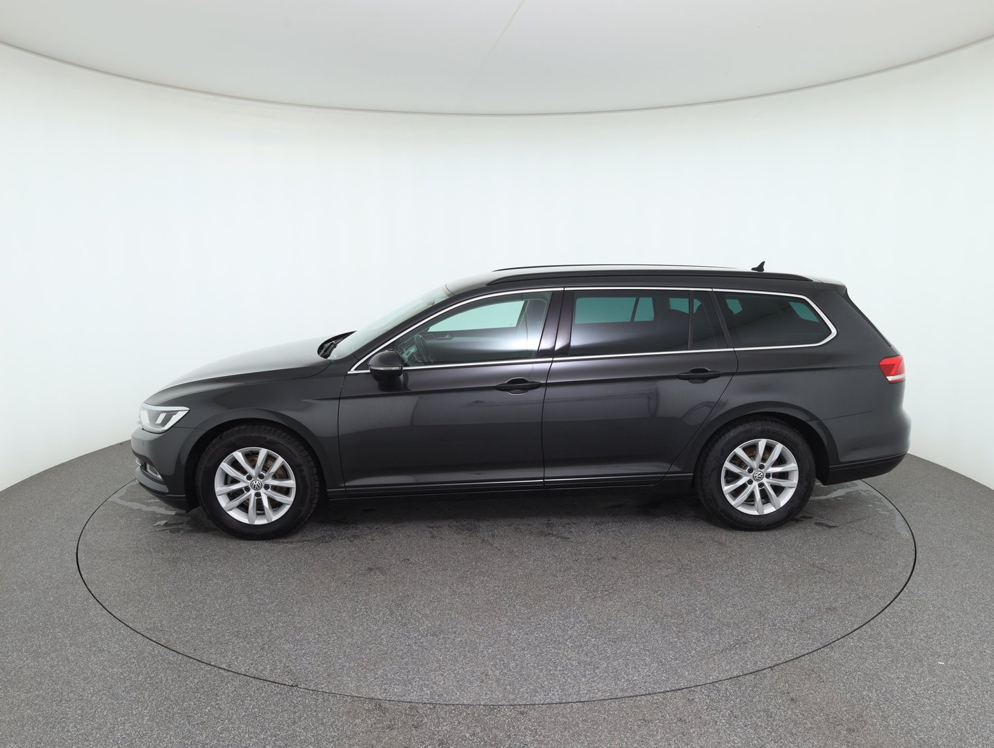 VW Passat Variant Comfortline TDI | Bild 8 von 31