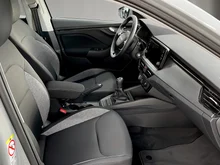 Škoda Scala Essence TSI in Stahl-Grau