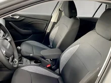 Škoda Scala Essence TSI in Stahl-Grau